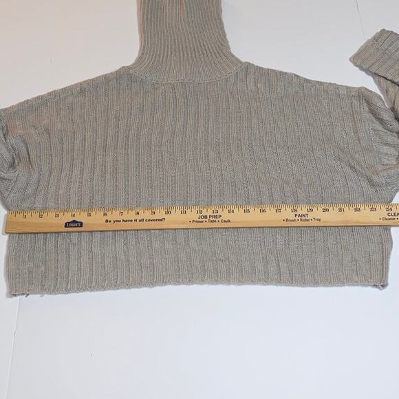 NWT Large Womens Gray Knit Cropped Turtleneck Sweater Top Preppy F21 Cuff Sleeve - Picture 8 of 11